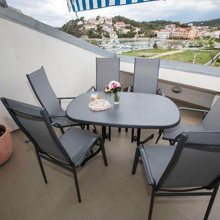 Apartment Sanja ラブ エクステリア 写真
